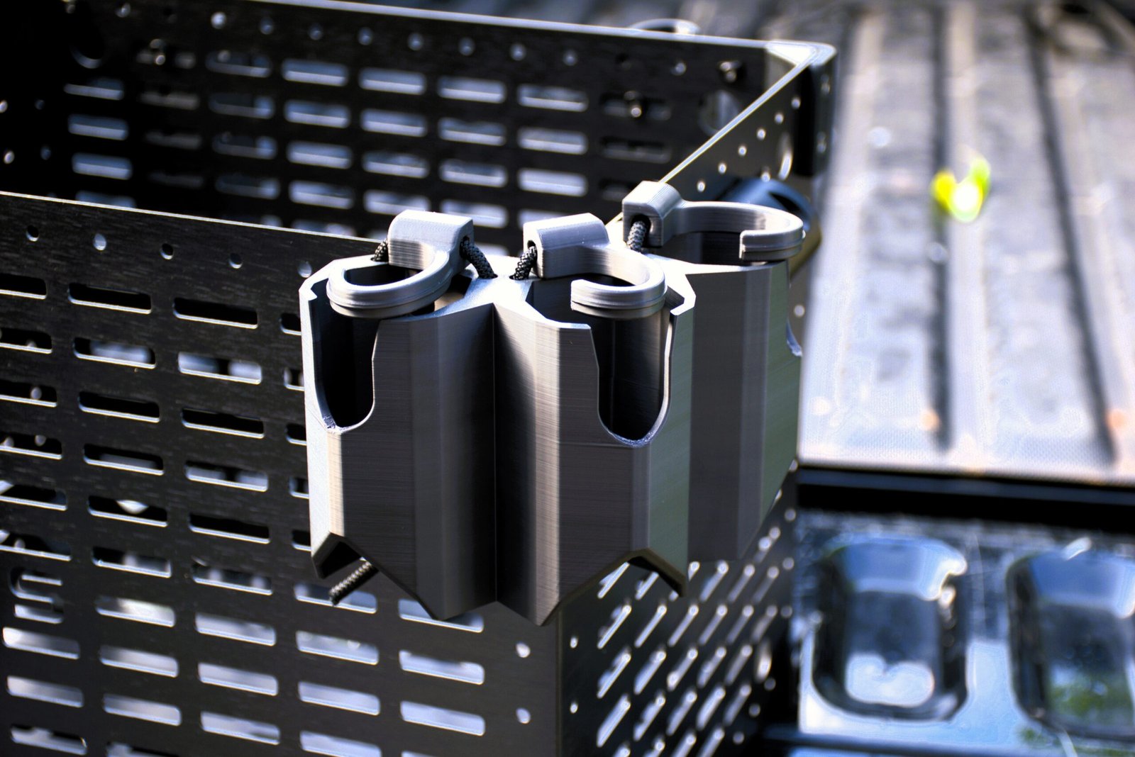 SourceKrate Corner Triple Rod Holder image 0