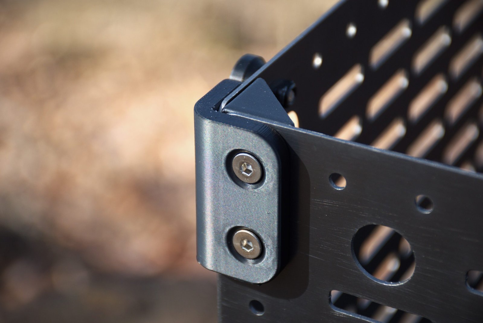 SourceKrate Bracket Set image 0