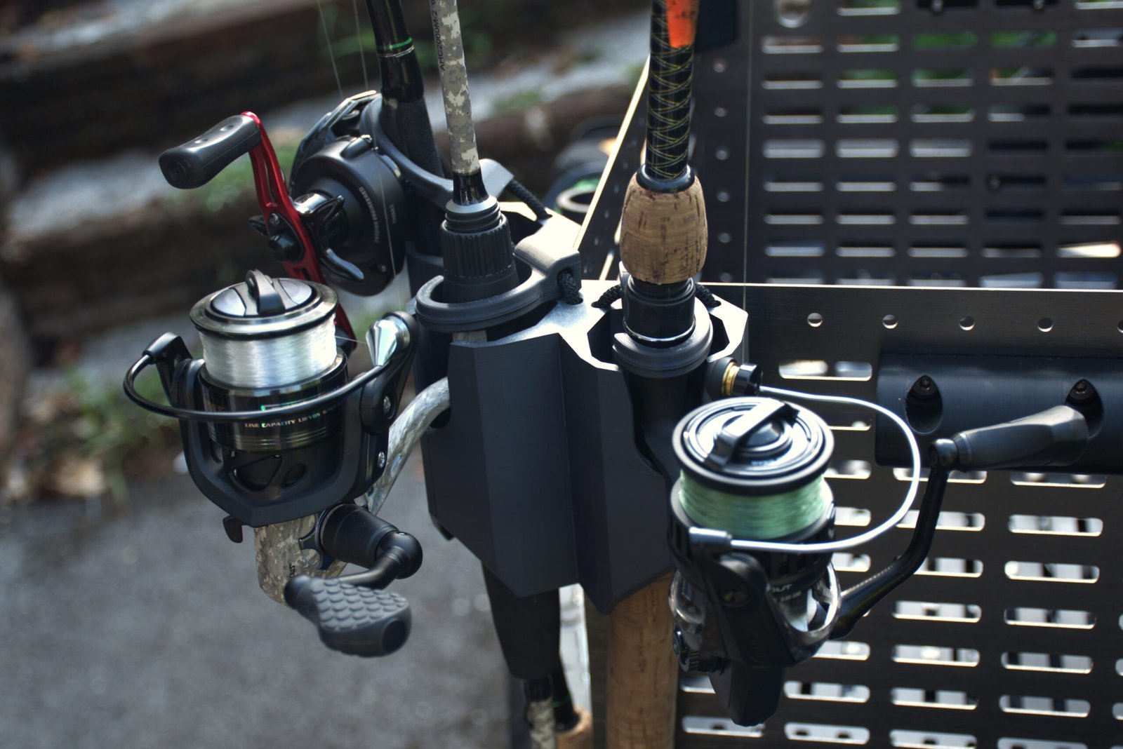 SourceKrate Corner Triple Rod Holder image 1