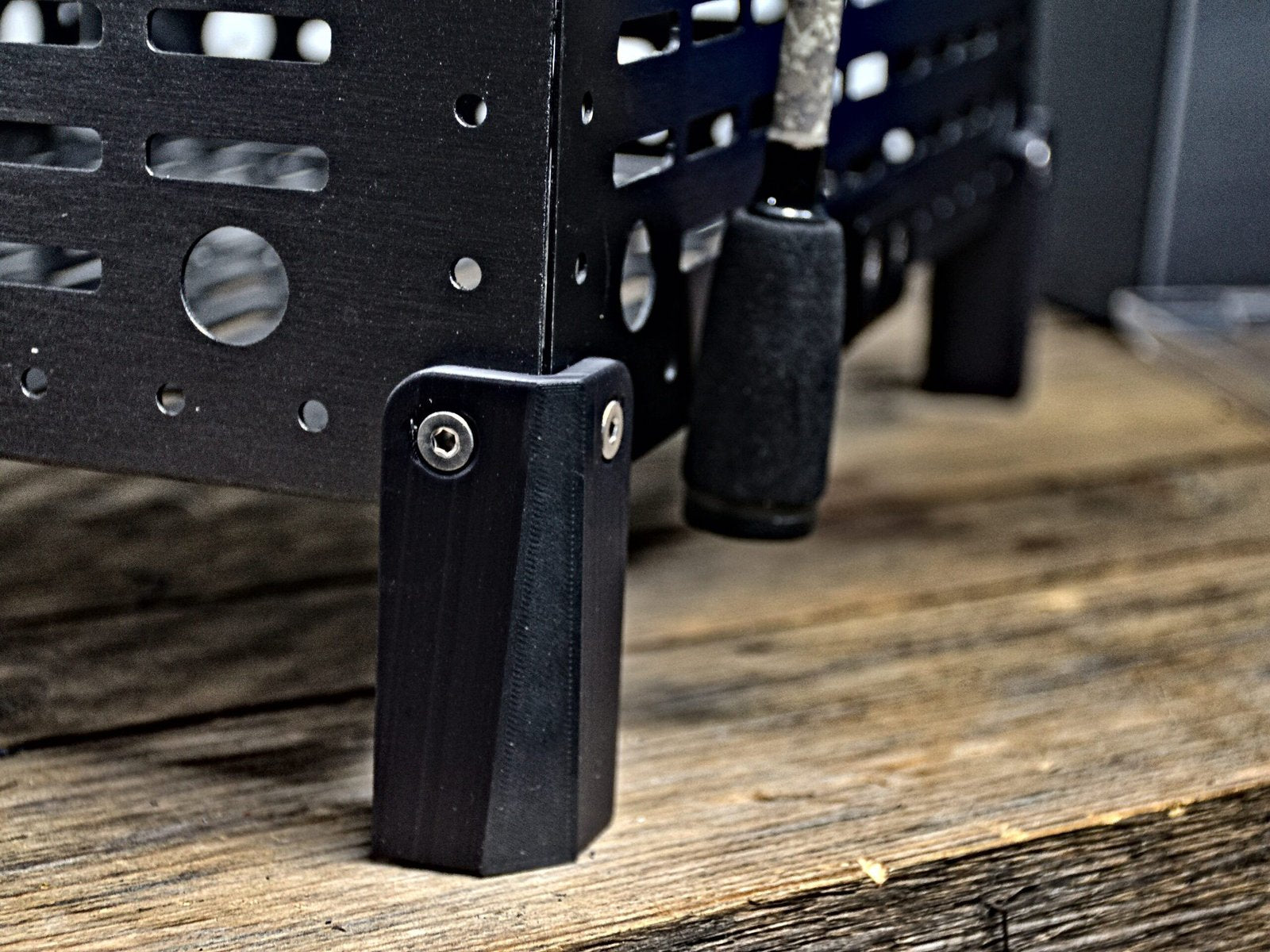 SourceKrate Extended Feet image 0